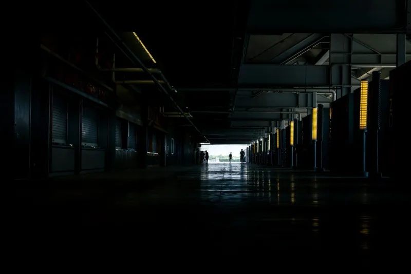 No Way Out: Eight Isolation Thrillers That Will Follow You Into the Dark