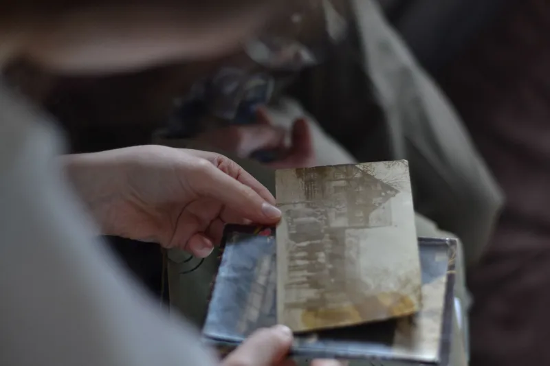 Frozen in Light: The Quiet Desperation Behind America's Obsession with Being Photographed